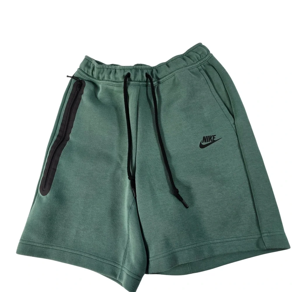 Nike Sportswear Tech Fleece Shorts Mens Green FB8171-361 Small